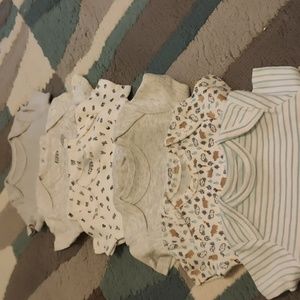 Newborn shirtsleeves onesies
